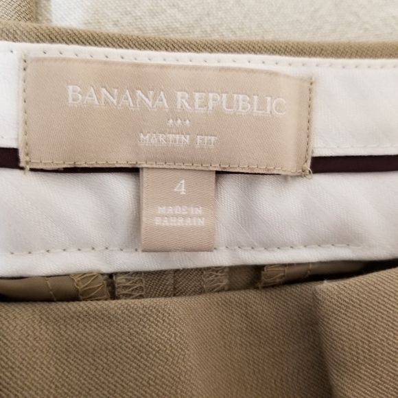 Banana Republic martin fit cropped neutral brown tan size 4 pants - Picture 3 of 11